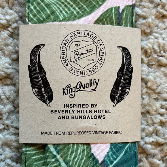 NWOT King Nalily 100% Сotton Pink Tropical Print Slim Tie - Picture 6 of 7